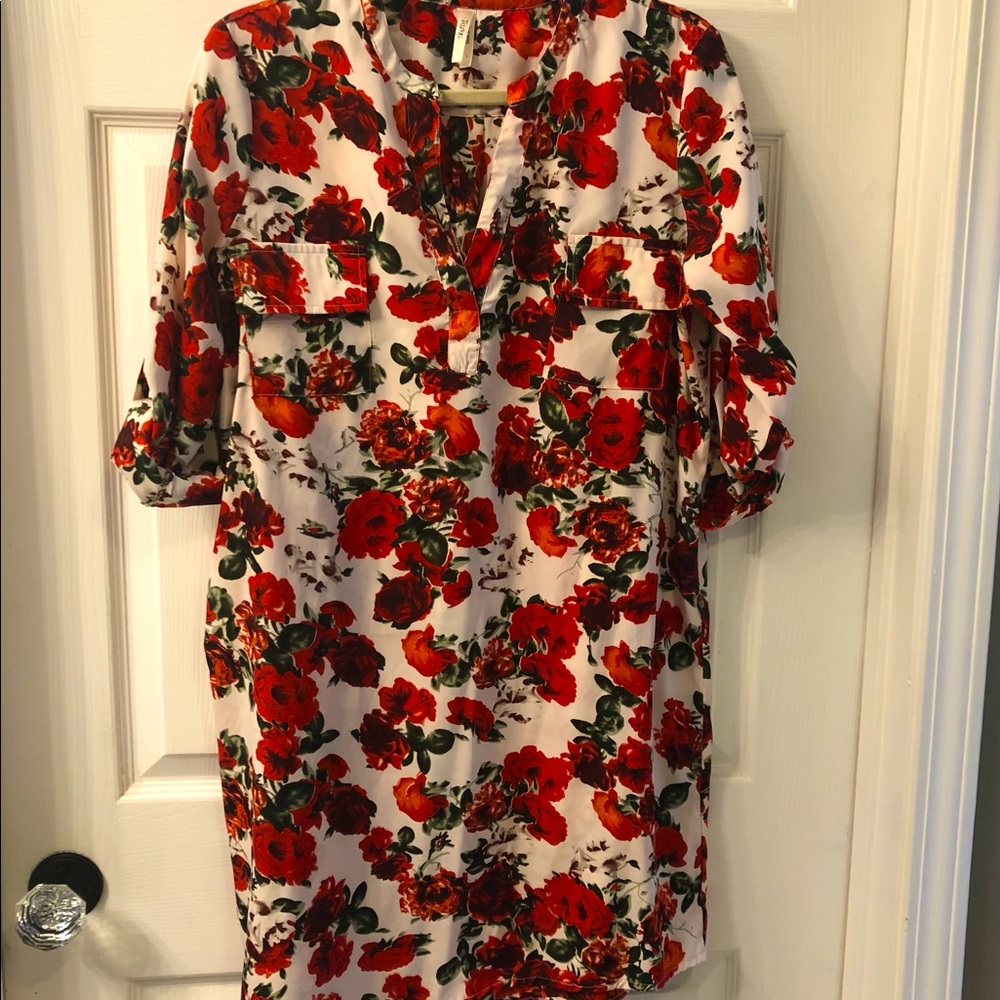Truth NYC Red Flower Dress Size Large